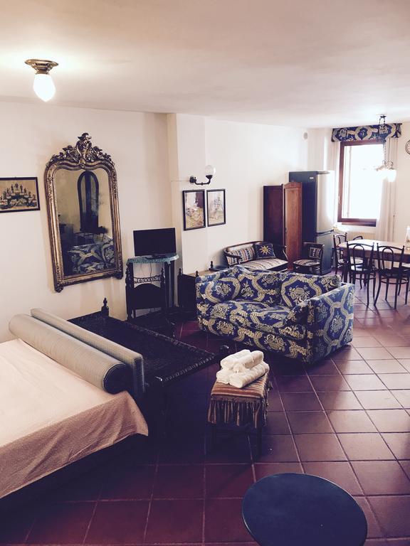 Carraresi Room Тревізо Екстер'єр фото